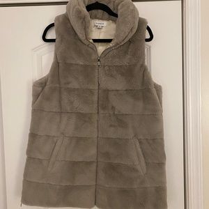 Evereve Tan Faux Fur Vest